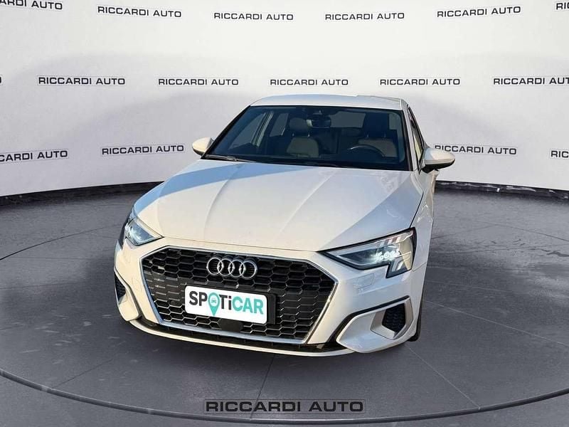 Usata Audi A3 e-tron 150 CV (110 kW) 2020 Bianco Utilitaria