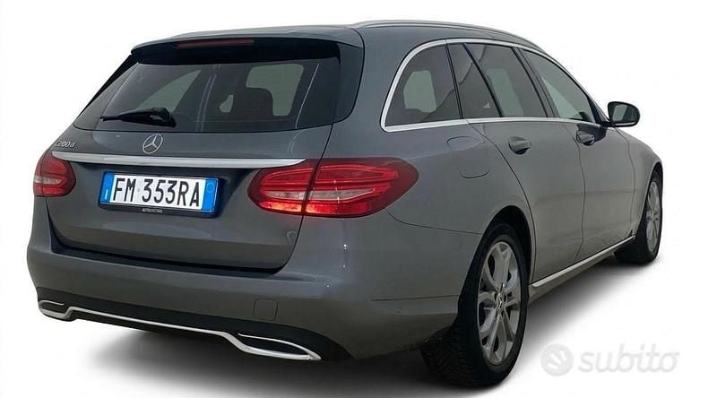 Usata Mercedes C200 136 CV (100 kW) 2017 Grigio Station wagon