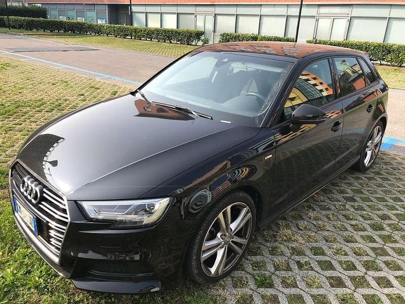 Usata Audi A3 S-Line 150 CV (110 kW) 2019 Nero Berlina
