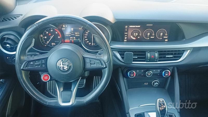 Usata Alfa Romeo Stelvio Veloce 210 CV (154 kW) 2021 Nero SUV