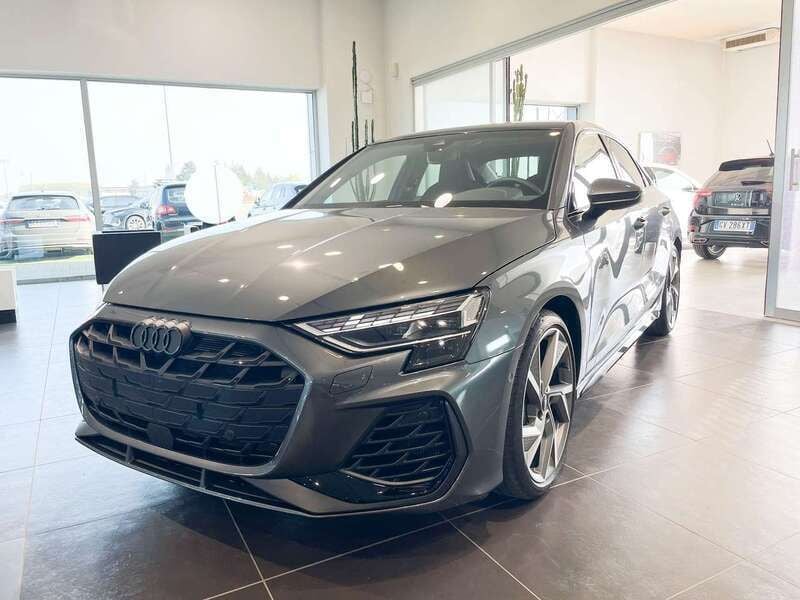 Nuova Audi S3 Sport 333 CV (244 kW) 2025 Grigio daytona Berlina
