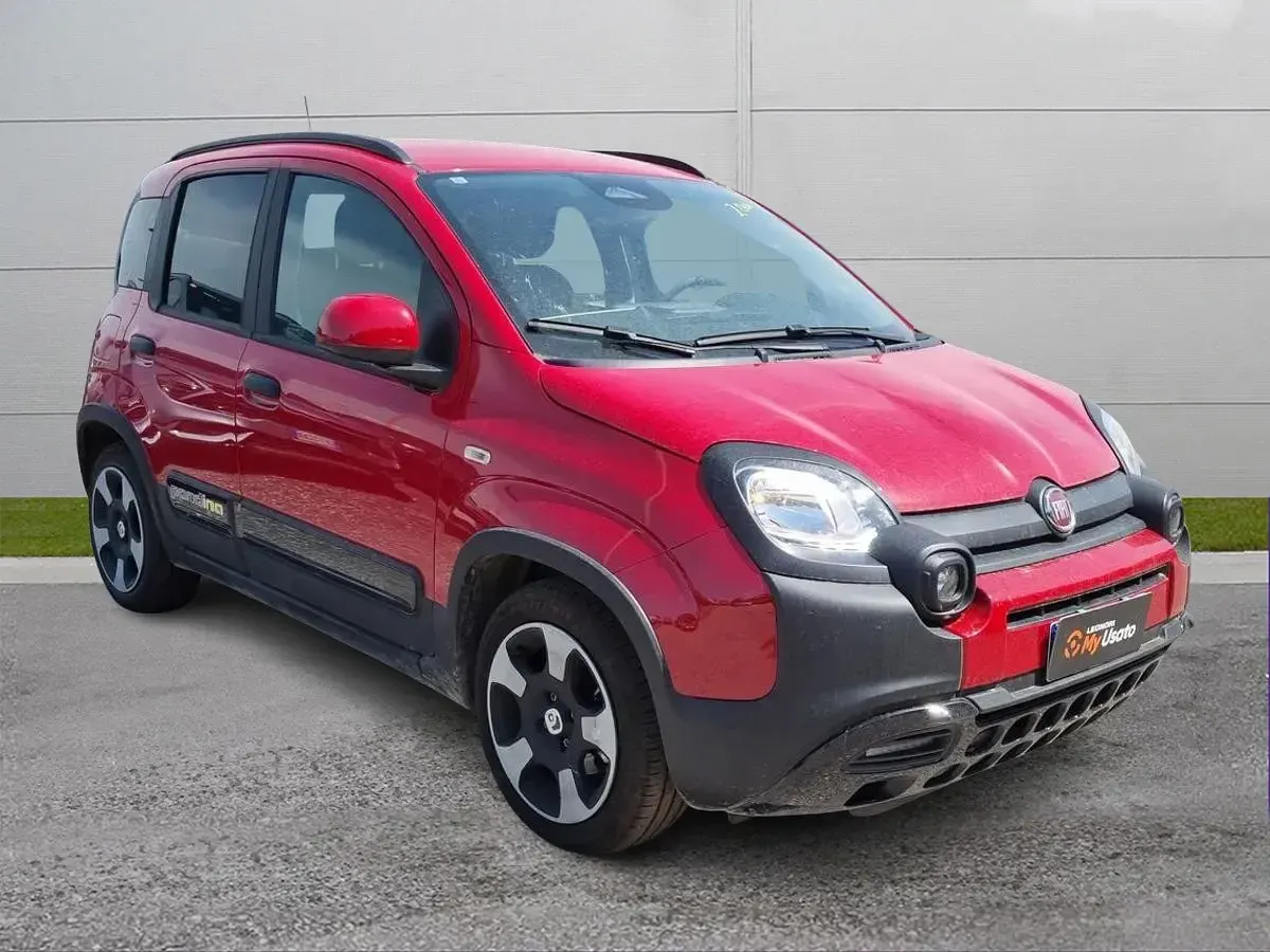 Käytetty Fiat Panda 70 HP (51 kW) 2025 Viistoperä