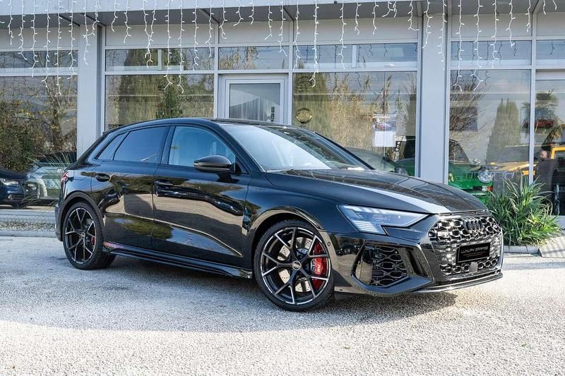 Usata Audi RS3 Performance 400 CV (294 kW) 2024 Nero Berlina