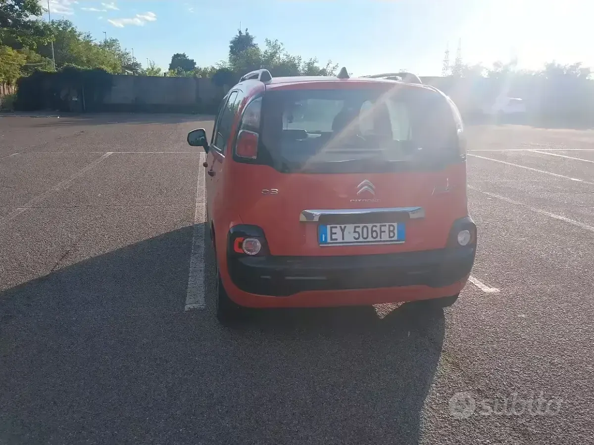 Usata Citroën C3 Picasso 95 CV (69 kW) 2015 Rosso Monovolume