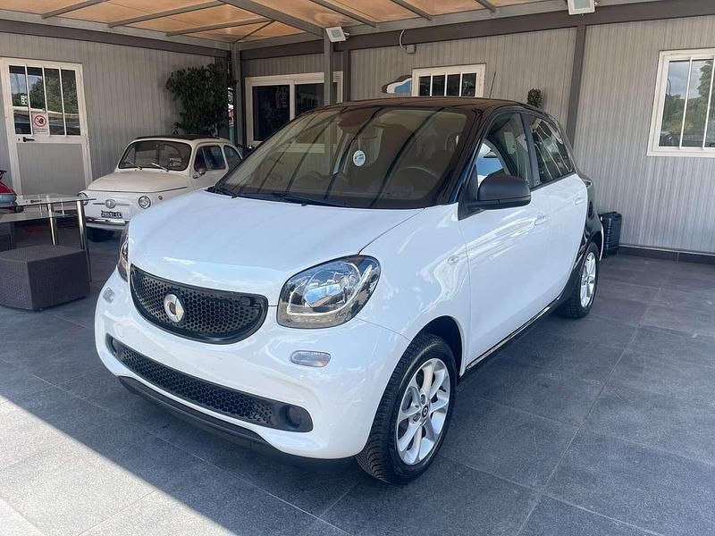Bianco Usata 2019 Smart ForFour Passion Due volumi | 10.490 € (Ottimo prezzo) - Immagine 1/4