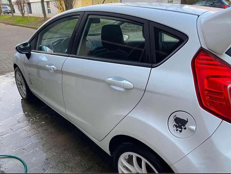 Usata Ford Fiesta 95 CV (69 kW) 2015 Utilitaria