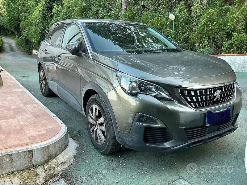 Usata Peugeot 3008 Active 2018 Verde SUV