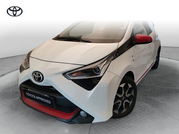 Bianco Usata 2021 Toyota Aygo Connect Style Due volumi | 12.500 € (Buon prezzo) - Immagine 1/3