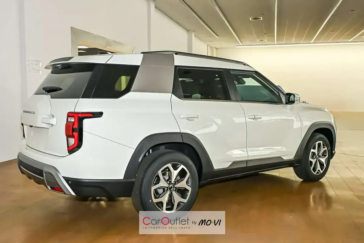 Nuova KGM Torres 163 CV (119 kW) 2025 Bianco SUV