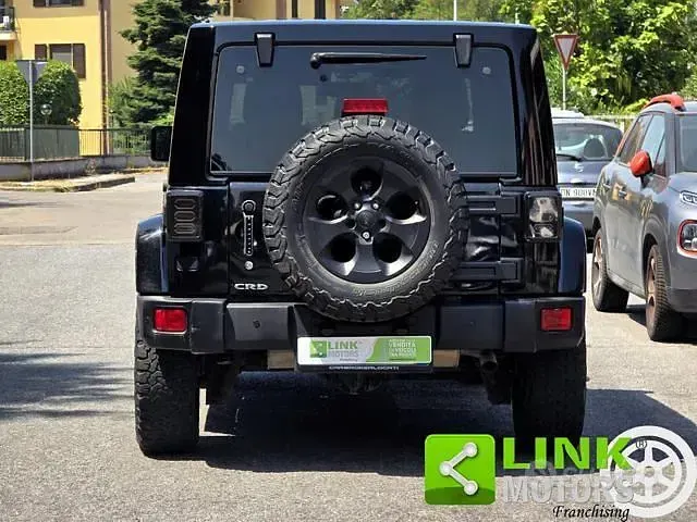 Usata Jeep Wrangler Unlimited Sahara 200 CV (147 kW) 2014 Nero SUV