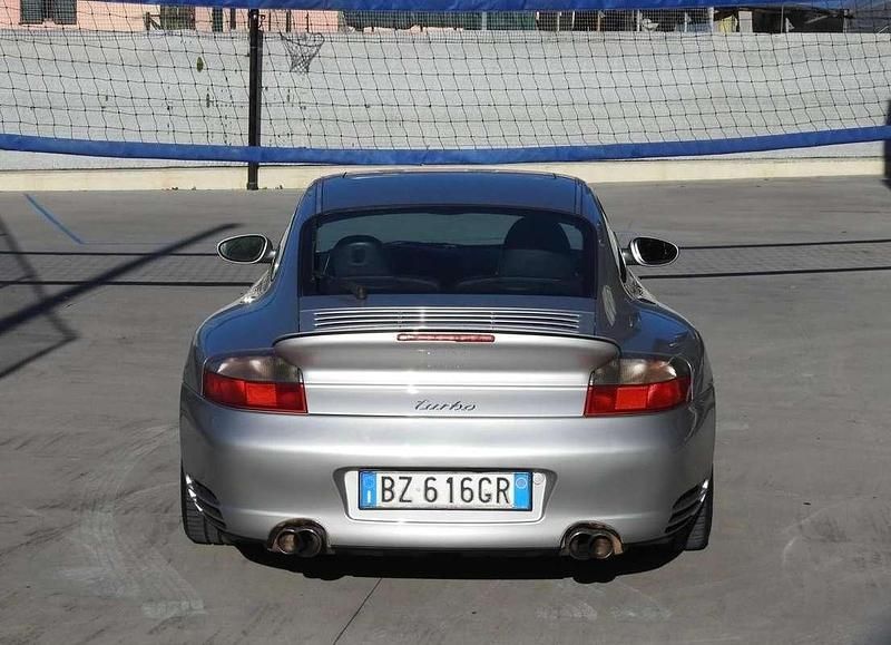 Usata Porsche 996 420 CV (308 kW) 2002 Argento Coupé