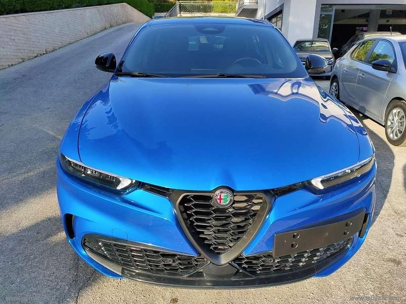 Usata Alfa Romeo Tonale Sprint 131 CV (96 kW) 2023 Blu/azzurro SUV