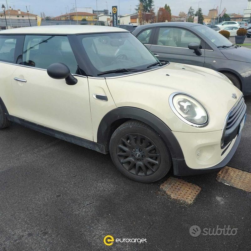 Usata 2015 Mini ONE Due volumi | 10.950 € (Buon prezzo) - Immagine 1/4