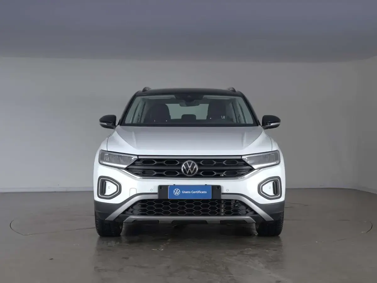 Usata VW T-Roc Life 110 CV (80 kW) 2022 Bianco SUV