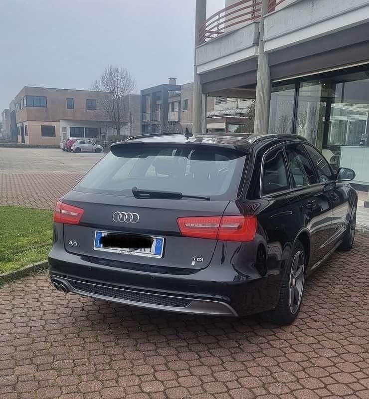 Usata Audi A6 Business 177 CV (130 kW) 2015 Nero Station wagon