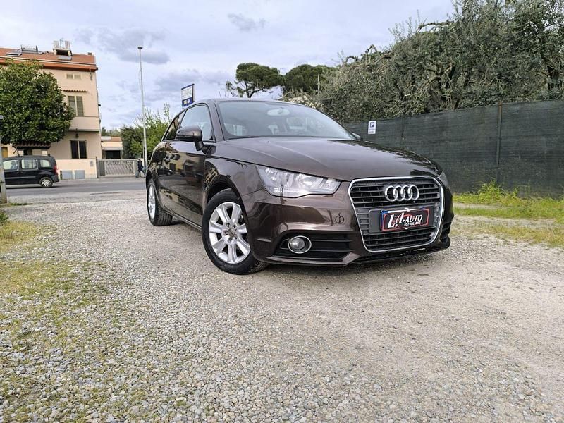 Usata Audi A1 Attraction 86 CV (63 kW) 2011 Marrone Utilitaria