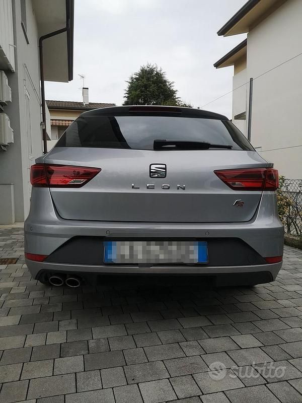 Usata Seat Leon ST FR 131 CV (96 kW) 2020 Grigio Station wagon