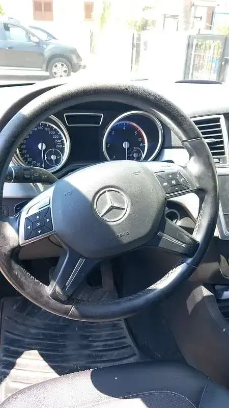 Usata Mercedes ML250 204 CV (150 kW) 2013 Grigio SUV