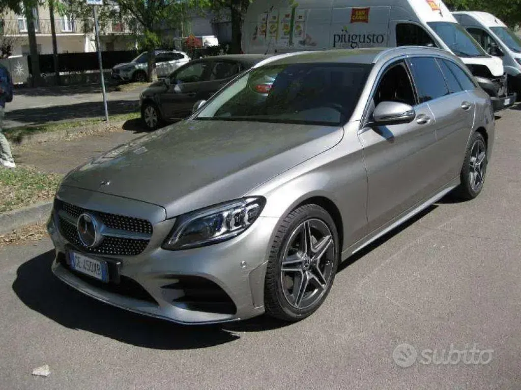Usata Mercedes C180 Premium 122 CV (89 kW) 2021 Grigio Station wagon