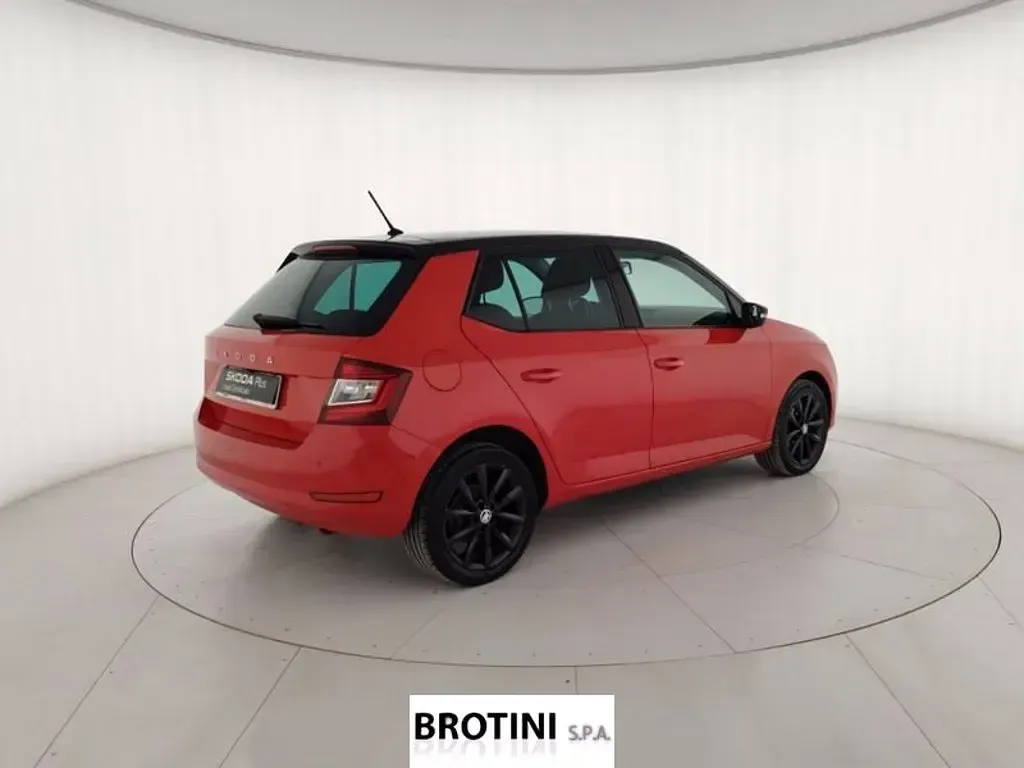 Usata Skoda Fabia 60 CV (44 kW) 2020 Rosso pastello Utilitaria