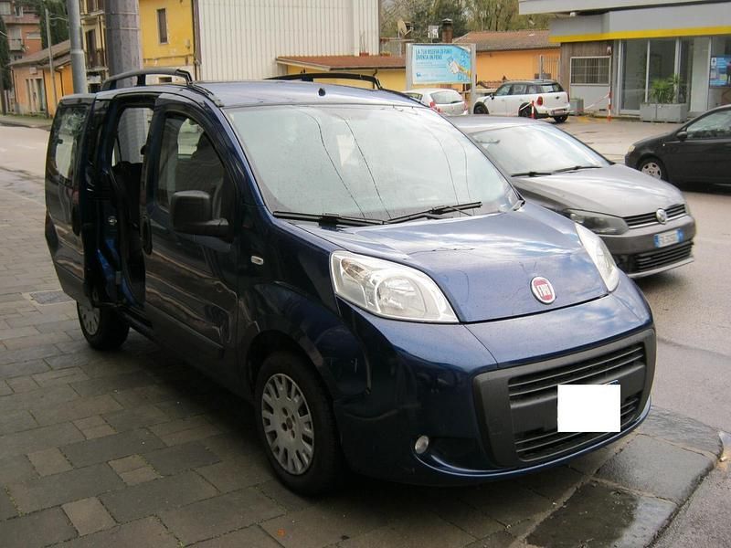 Usata Fiat Qubo Dynamic 95 CV (69 kW) 2013 Blu Monovolume