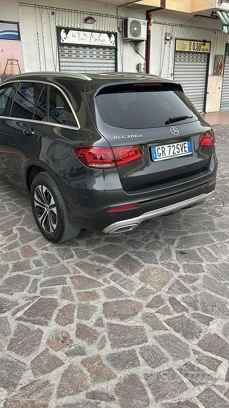 Occasion Mercedes GLC200 163 ch (119 kW) 2020 Noir SUV