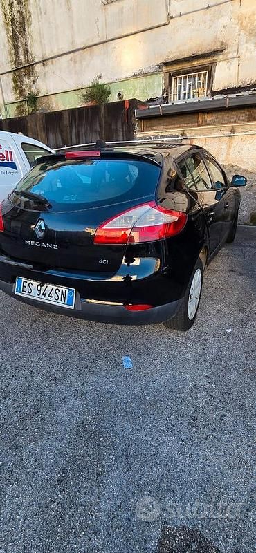 Usata Renault Mégane 110 CV (80 kW) 2013 Nero Berlina