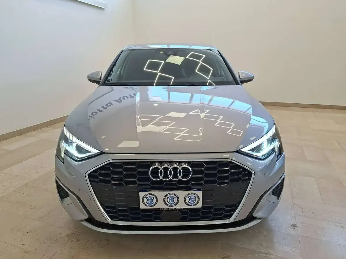 Usata Audi A3 Advanced 150 CV (110 kW) 2021 Grigio Berlina