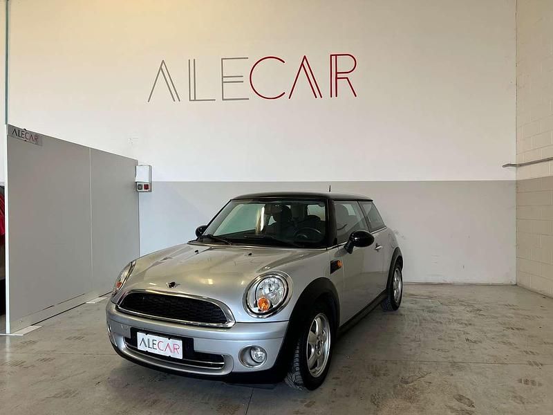 Argento Usata 2007 Mini Cooper Pepper Due volumi | 5000 € (Buon prezzo) - Immagine 1/4