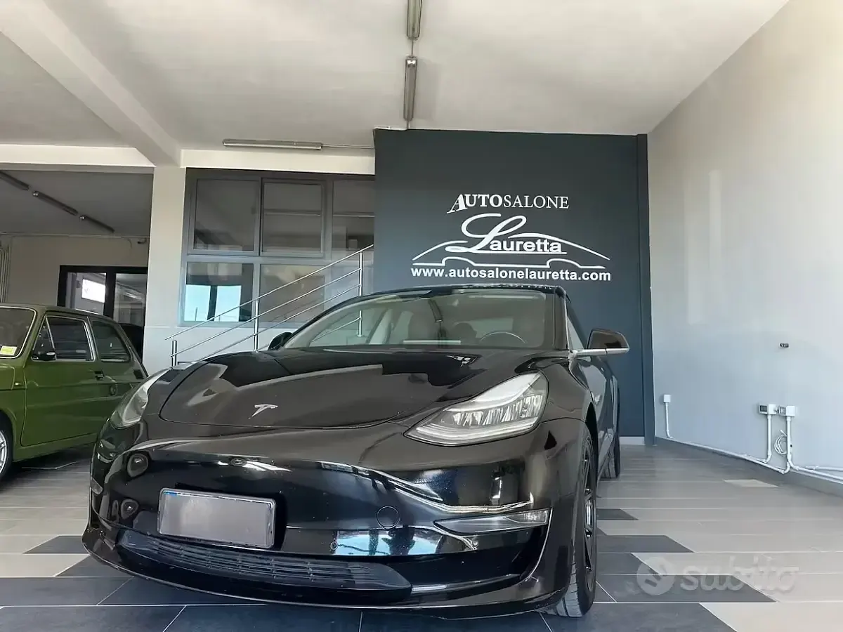 Usata Tesla Model 3 152 kW (208 CV) 2019 Berlina