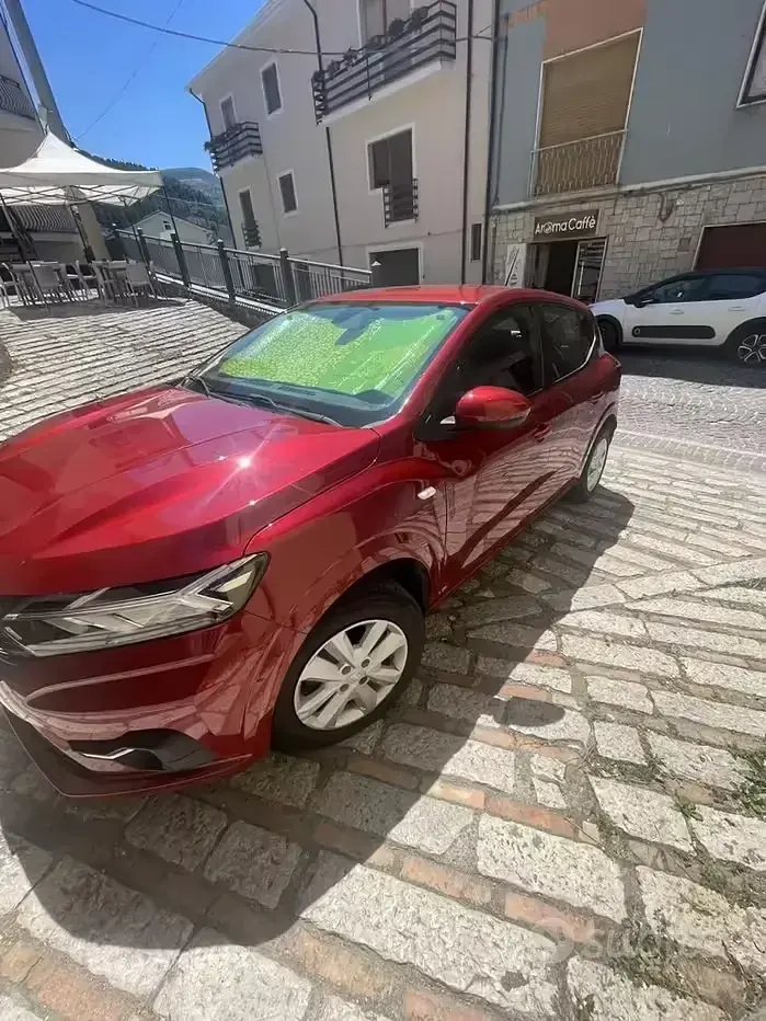Usata Dacia Sandero 101 CV (74 kW) 2022 Rosso Berlina