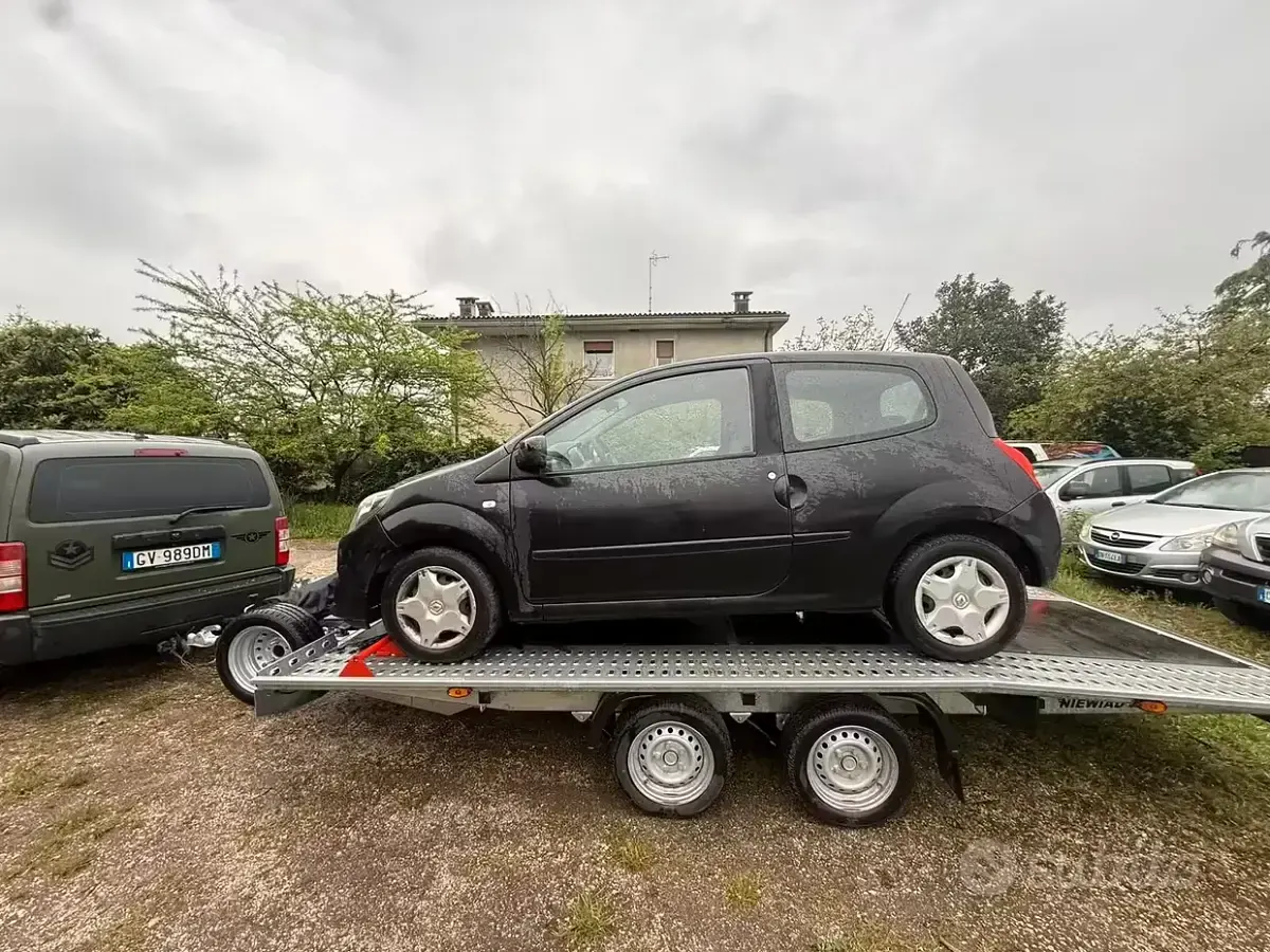 Usata Renault Twingo 75 CV (55 kW) 2010 Nero Utilitaria