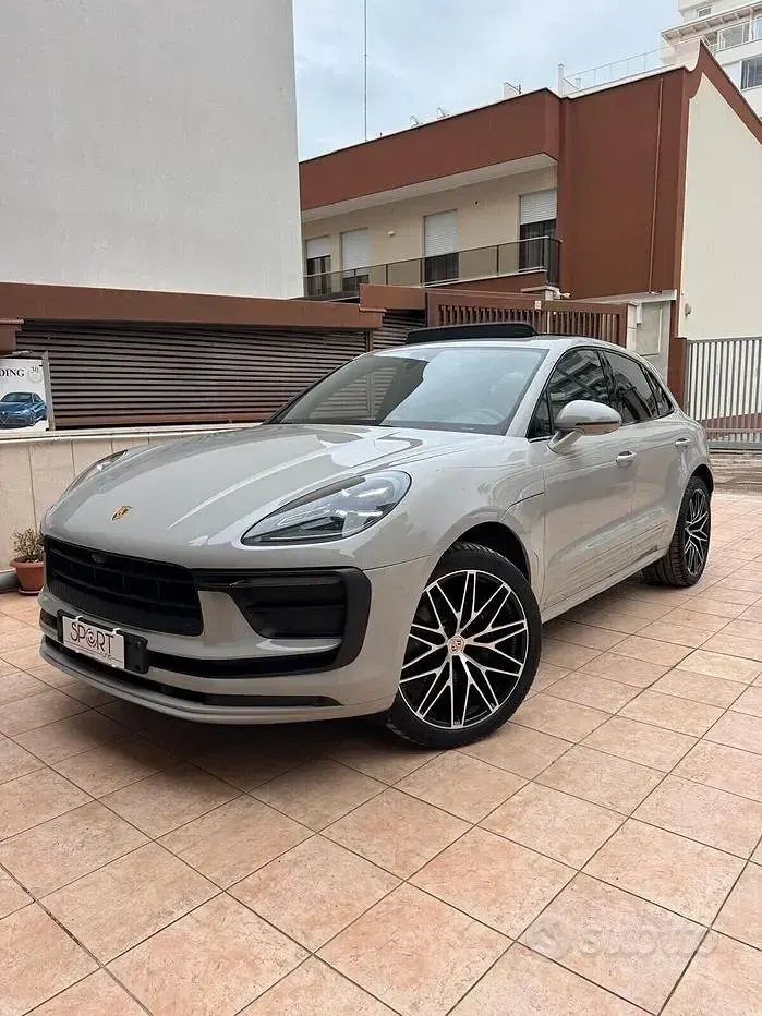 Usata Porsche Macan 265 CV (194 kW) 2023 Grigio SUV