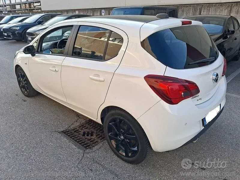 Usata Opel Corsa 75 CV (55 kW) 2018 Utilitaria