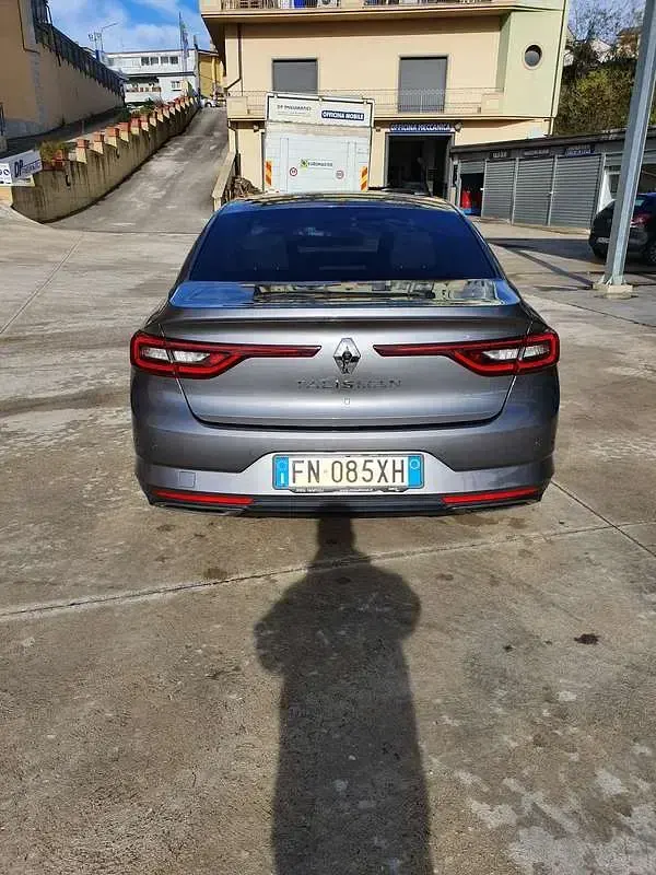 Usata Renault Talisman 160 CV (117 kW) 2018 Berlina