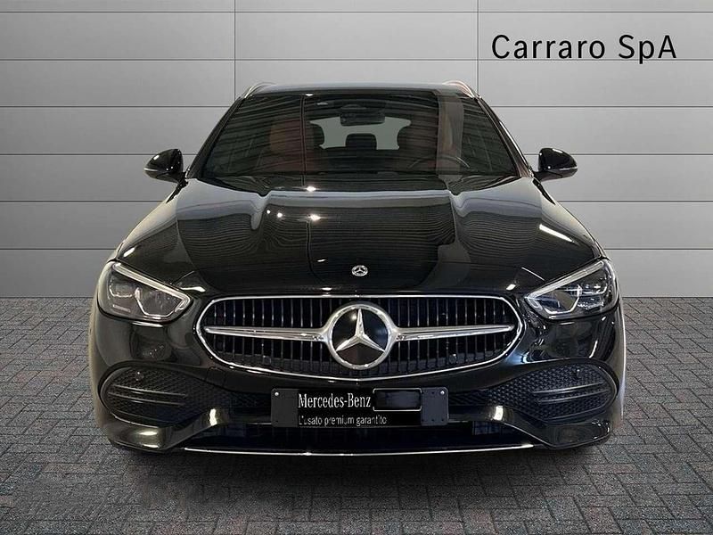 Usata Mercedes C220 200 CV (147 kW) 2022 Nero Station wagon