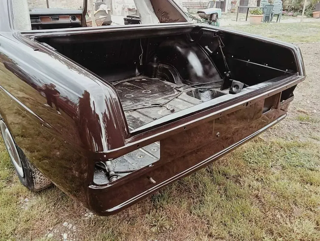 Usata Mercedes 250 177 CV (130 kW) 1970 Marrone Coupé