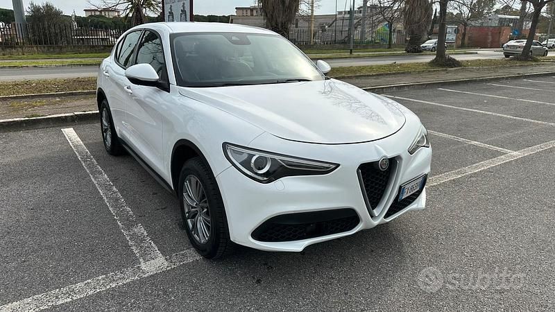 Usata Alfa Romeo Stelvio 190 CV (139 kW) 2019 Bianco SUV