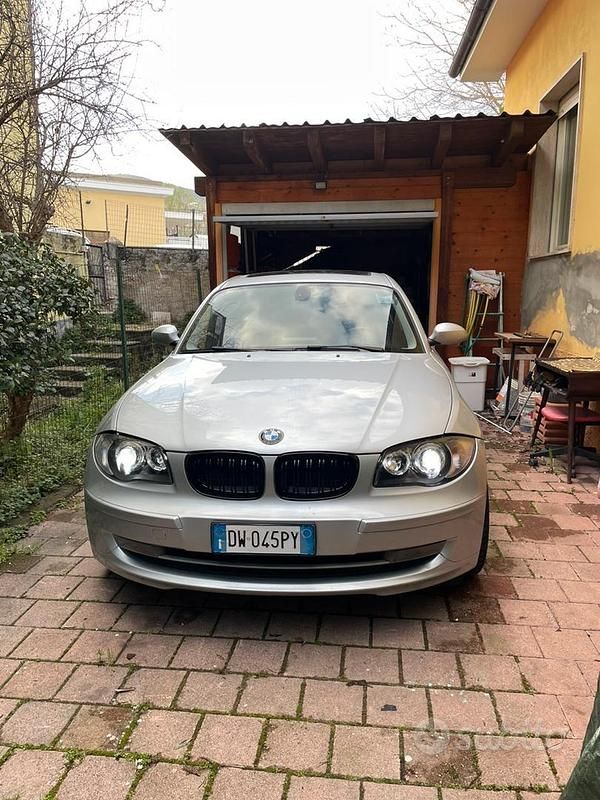 Usata BMW 118 Efficient Dynamics 143 CV (105 kW) 2009 Grigio Utilitaria