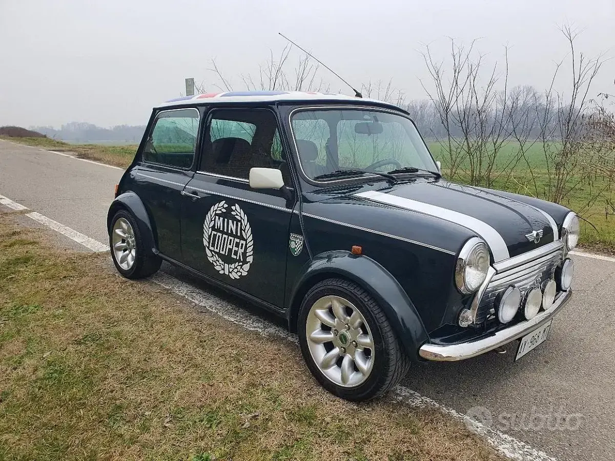 Usata Mini Cooper 63 CV (46 kW) 1998 Verde Utilitaria