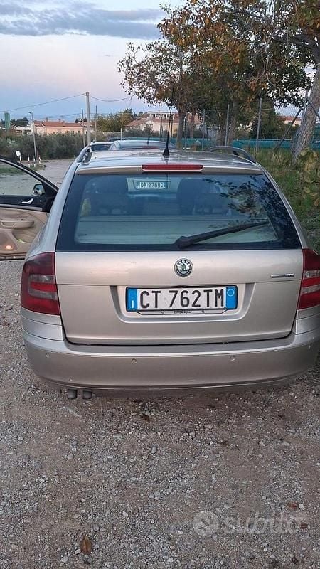 Usata Skoda Octavia 105 CV (77 kW) 2006 Marrone Berlina
