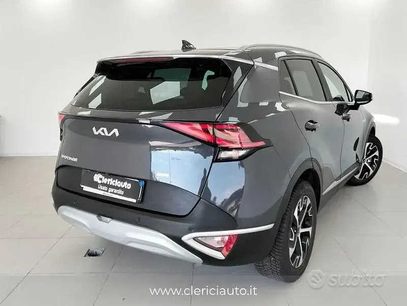 Usata Kia Sportage Style 230 CV (169 kW) 2022 Grigio SUV