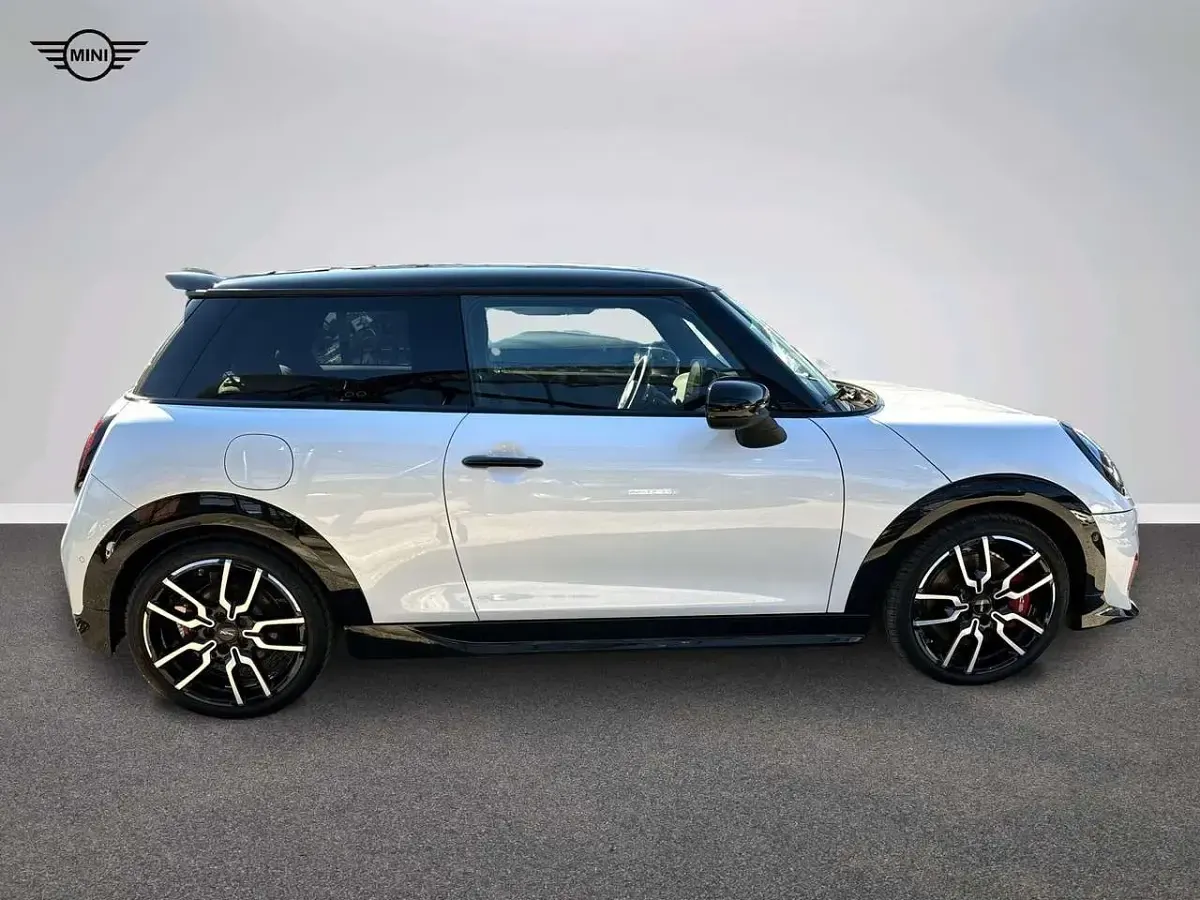 Usata Mini John Cooper Works 231 CV (169 kW) 2025 Bianco Utilitaria