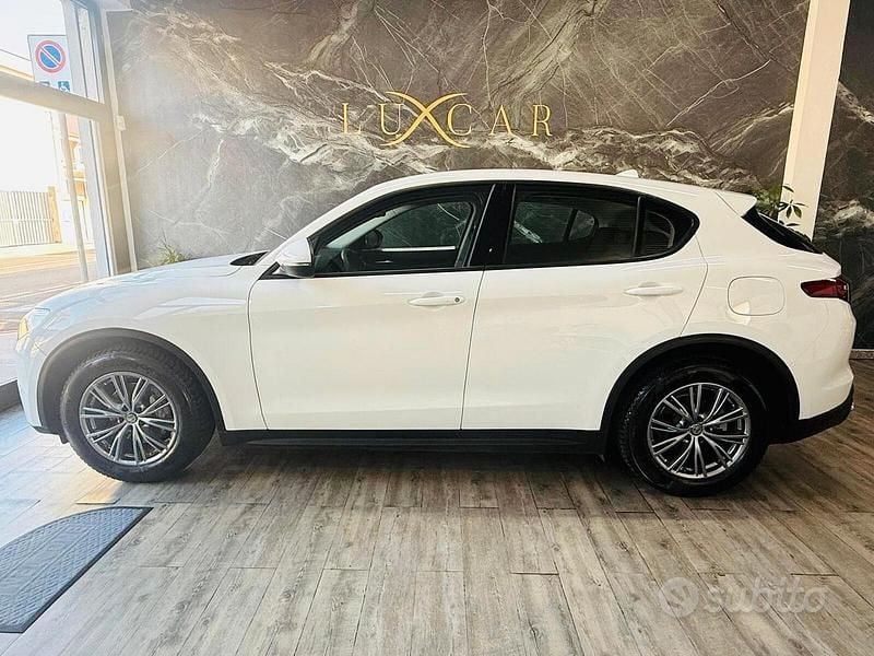 Usata Alfa Romeo Stelvio Executive 190 CV (139 kW) 2021 Bianco SUV