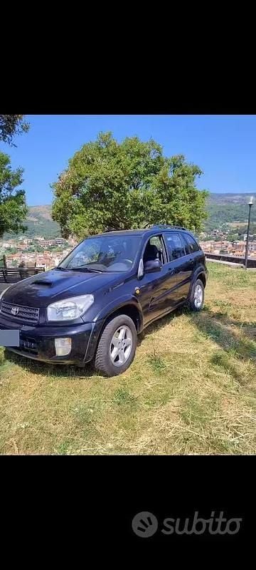 Usata Toyota RAV4 116 CV (85 kW) 2003 Nero SUV