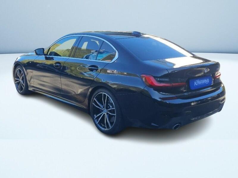 Usato 2021 BMW 330 3.0 Diesel 286 CV (40.500 €)