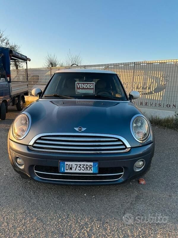 Usata Mini Cooper 109 CV (80 kW) 2009 Blu Utilitaria