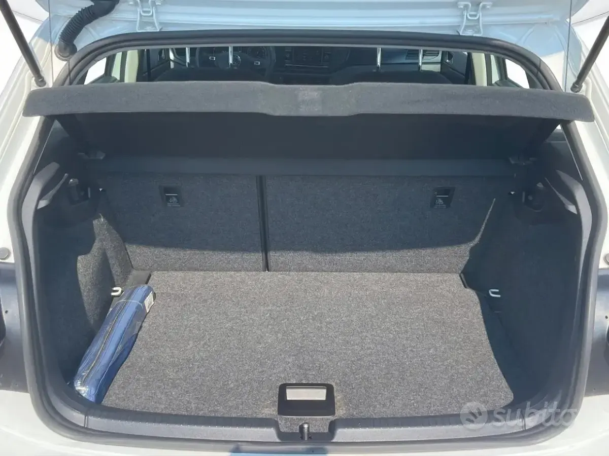 Usata VW Polo Trendline 90 CV (66 kW) 2021 Bianco Utilitaria