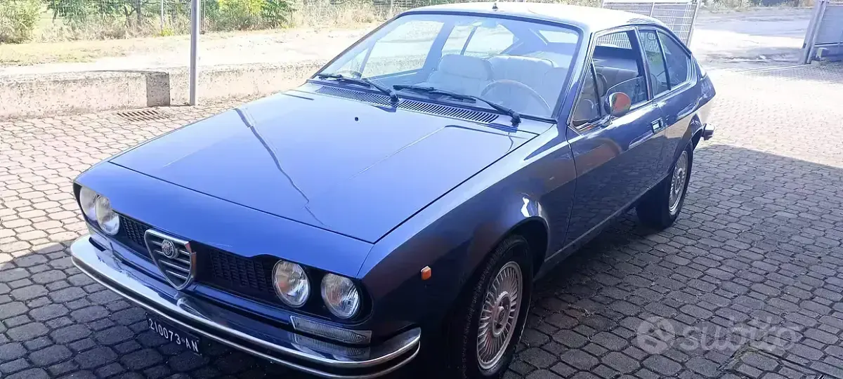 Usata Alfa Romeo Alfetta 122 CV (89 kW) 1970 Bluazzurro Coupé