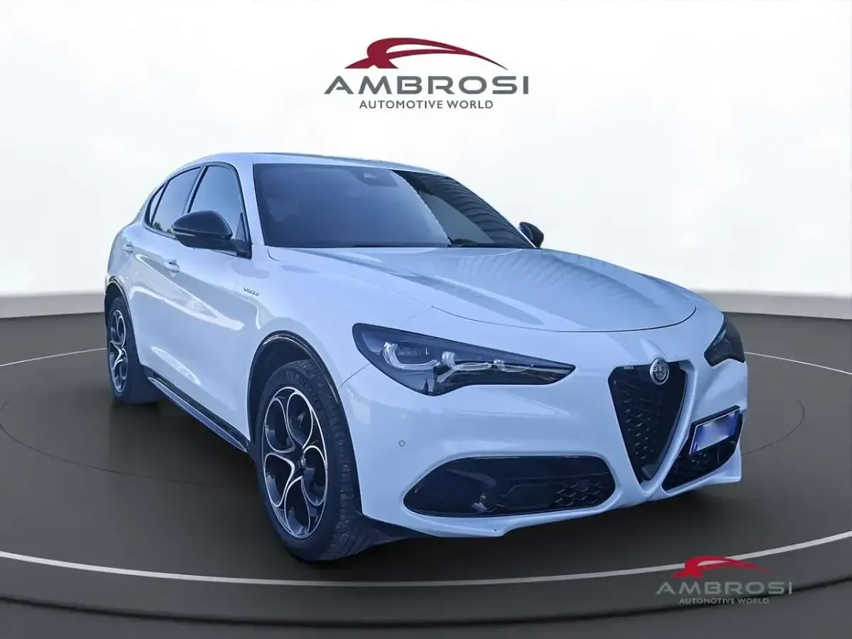 Occasion Alfa Romeo Stelvio Veloce 210 ch (154 kW) 2023 Blanc SUV